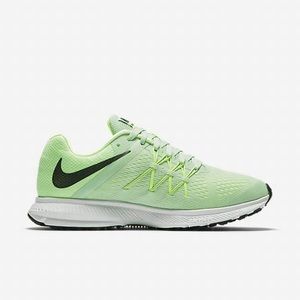 Nike- zoom winflo 3 Running shoe size 9